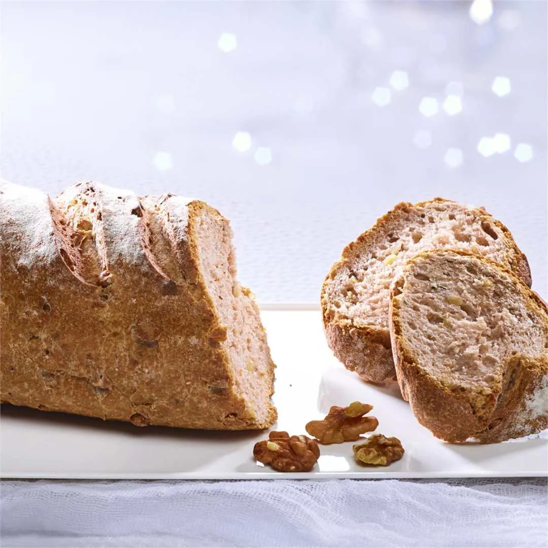 Marque inconnue - Pain aux noix vendu au rayon Boulangerie en rayon Libre Service ou au stand avec service