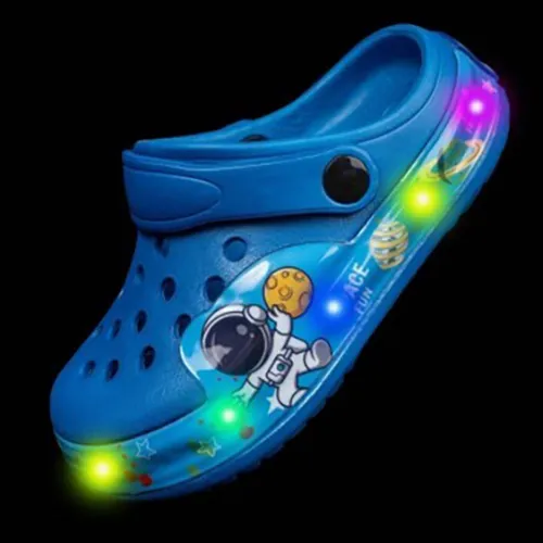 Marque inconnue - Kids' Breathable Sandals Luminous Slippers Beach Shoes For Boys And Girls, Toddler To Big Kid Sizes Pantoufles pour enfants