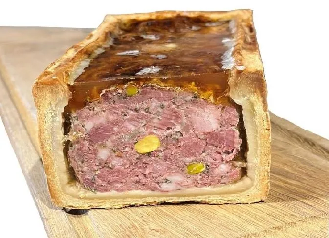 Drome salaison - Pate croute vendu a la tranche au rayon traiteur charcuterie